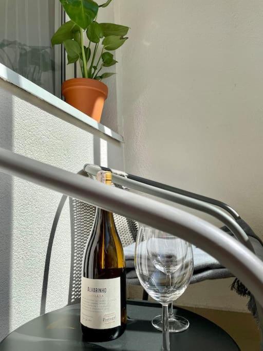 Apartment Oomph Modern With Balcony *