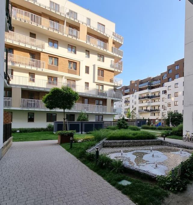 Apartament King-size Bed With Garden