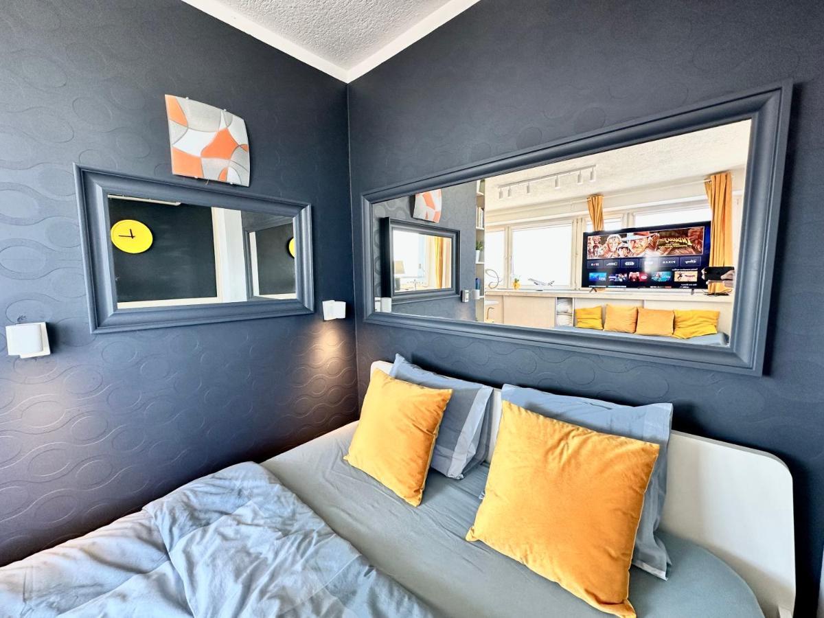 Sun Clima/ac Metro X2 Fast Wifi 500 Mbs 70'tv Netflix Appletv Hbo Warszawa