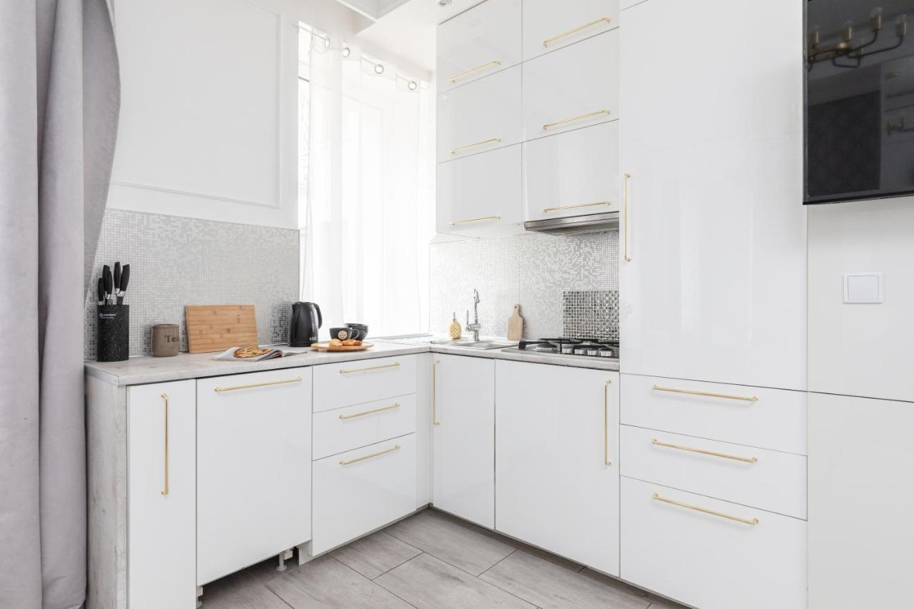 Căn hộ Superapart Chmielna 73a, Center *