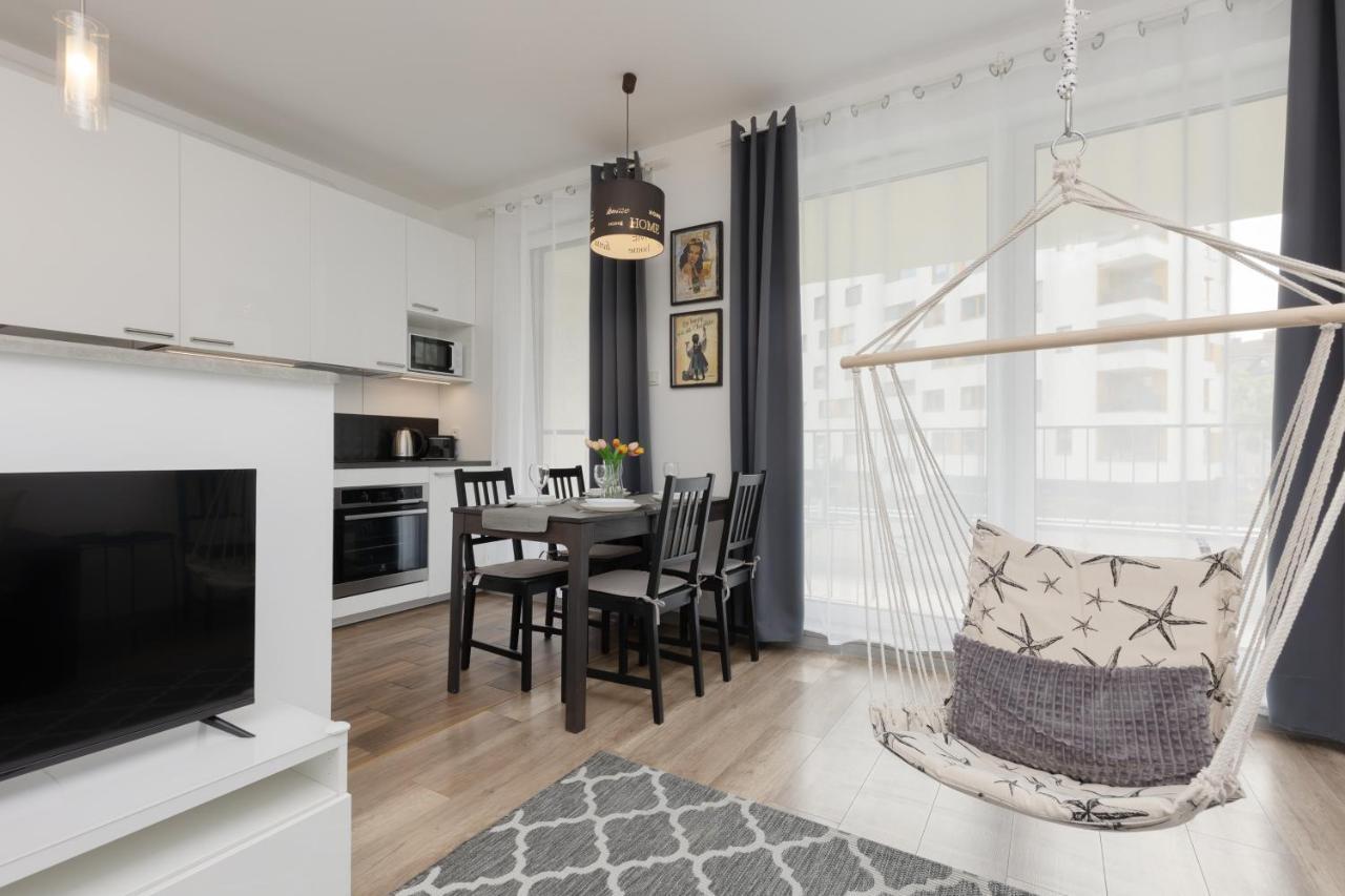 Apartment Goclaw & 2 Bedrooms & Parking & Balcony By Renters *