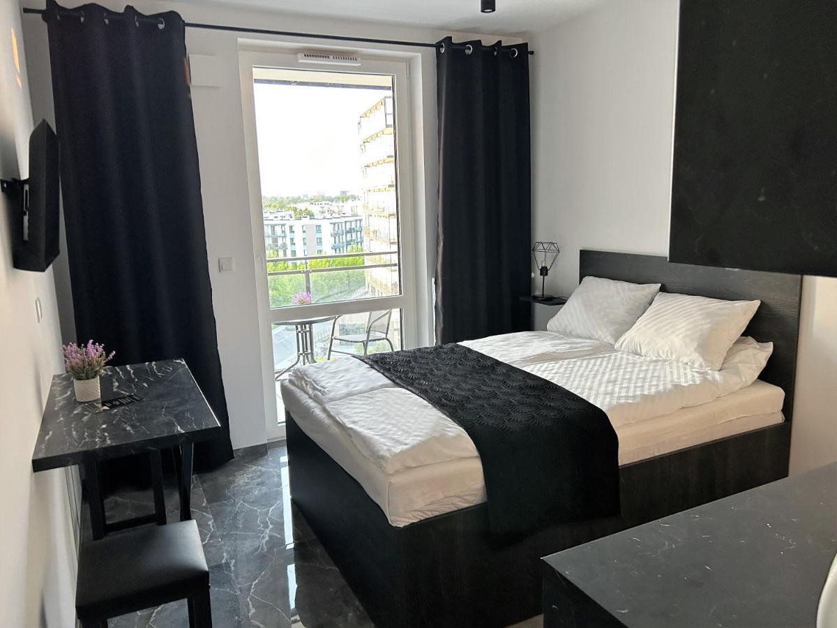 33 Modern Apartment Warschau