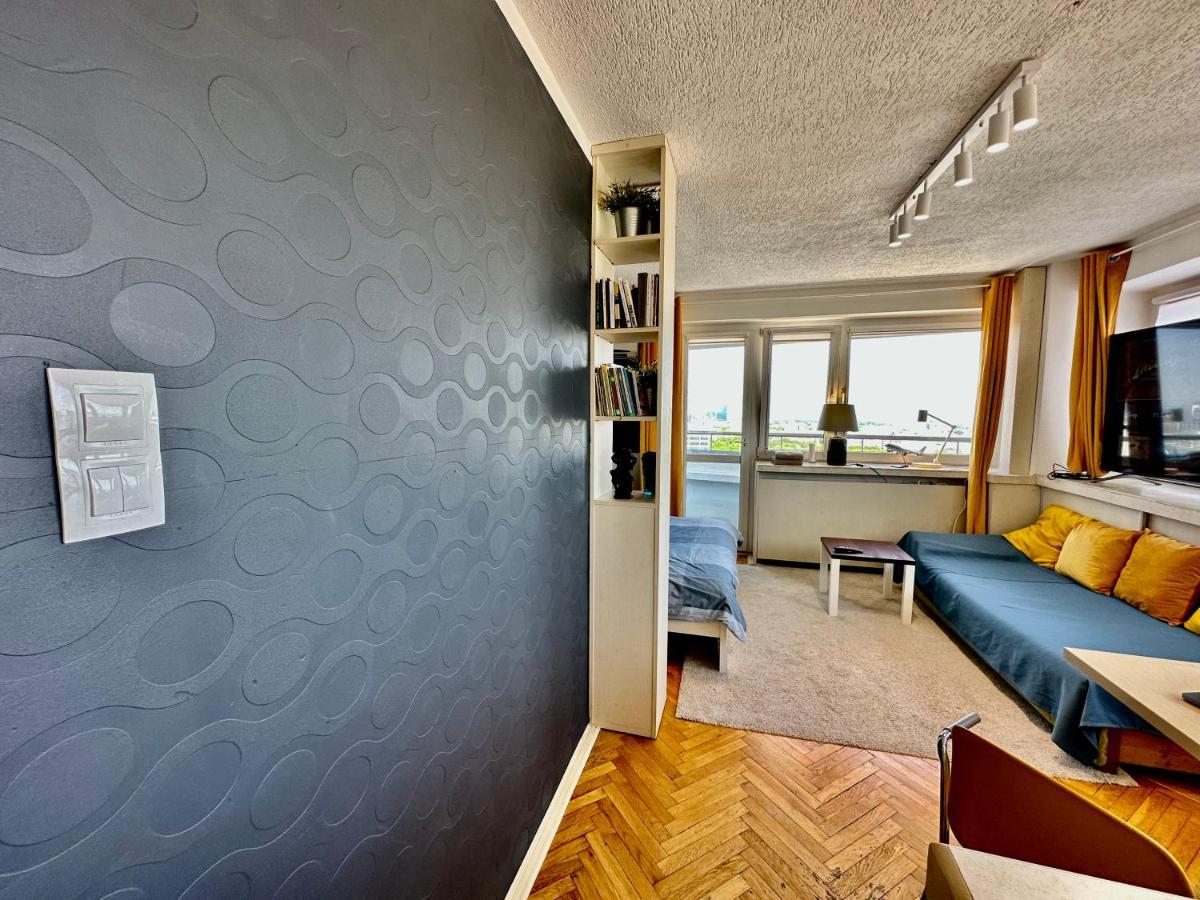 Sun Clima/ac Metro X2 Fast Wifi 500 Mbs 70'tv Netflix Appletv Hbo * Warszawa