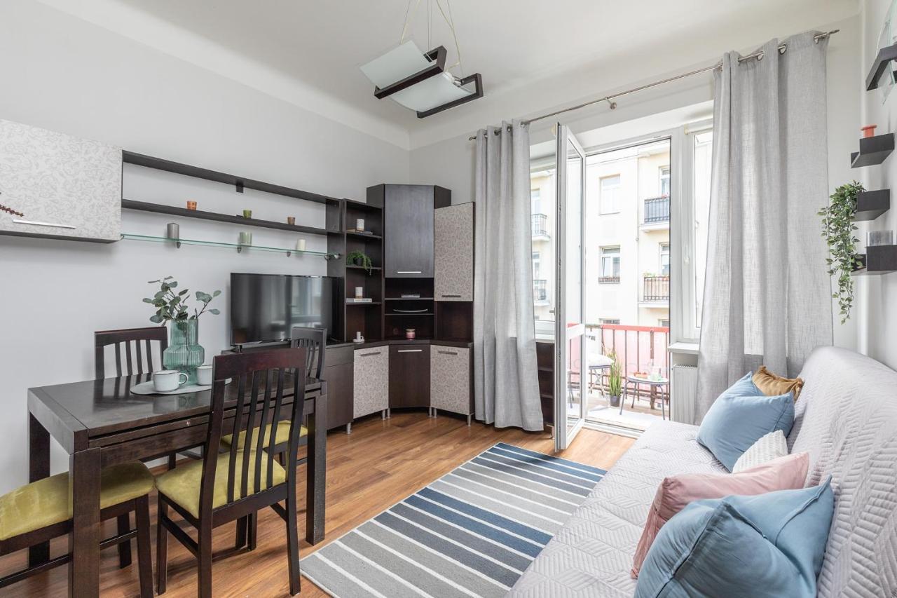 Superapart Tarchominska 24 *