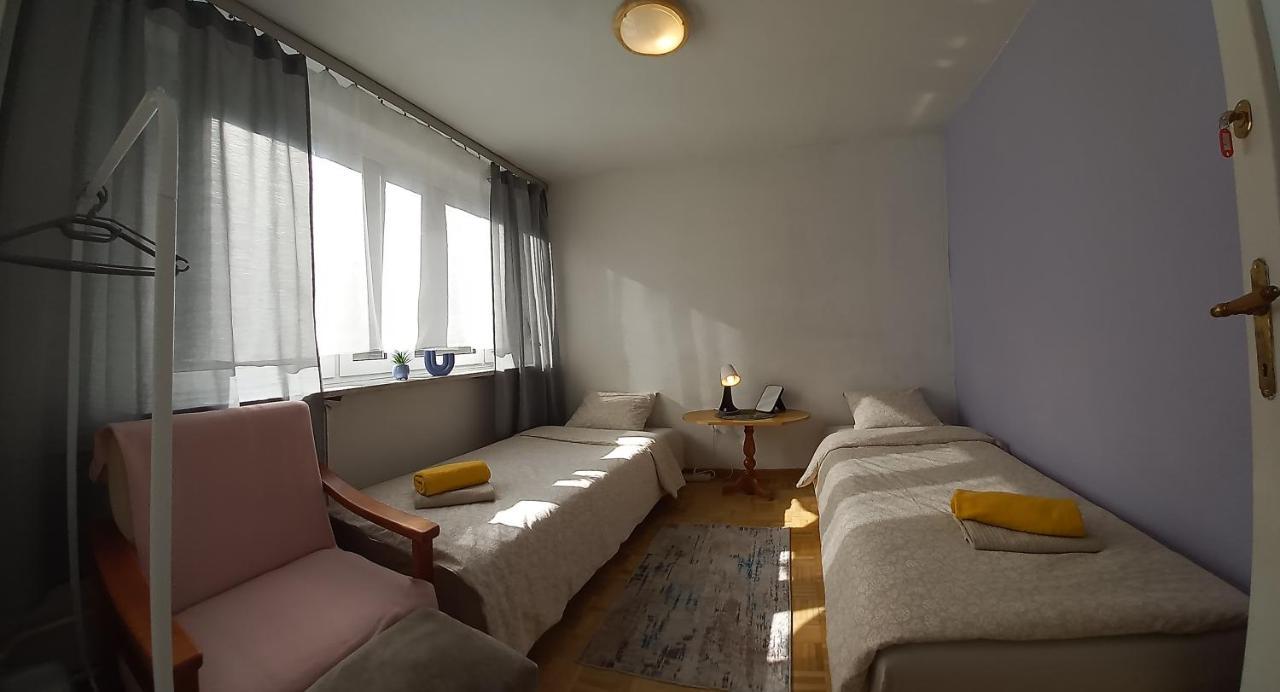 Ivory House Apartment