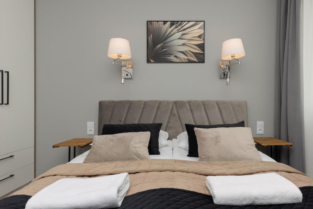 Stunning Family Ursynow With Parking & Balcony By Renters Apartment