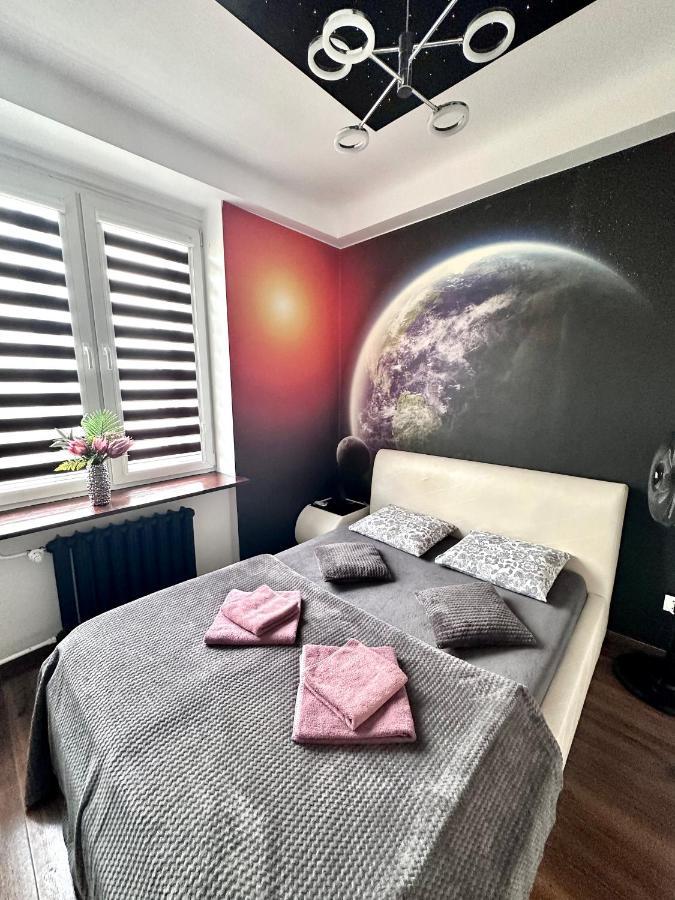 Apartment Space 2 Center