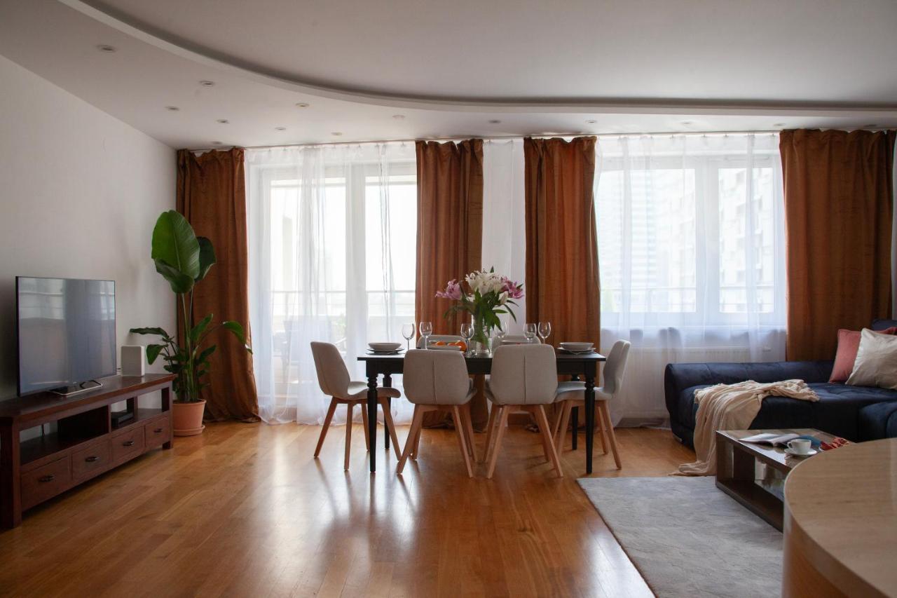 Oomph Skyline 3bdr Retreat With Ac Apartment *