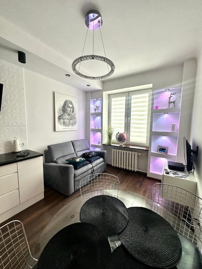 Space 2 Center Apartment