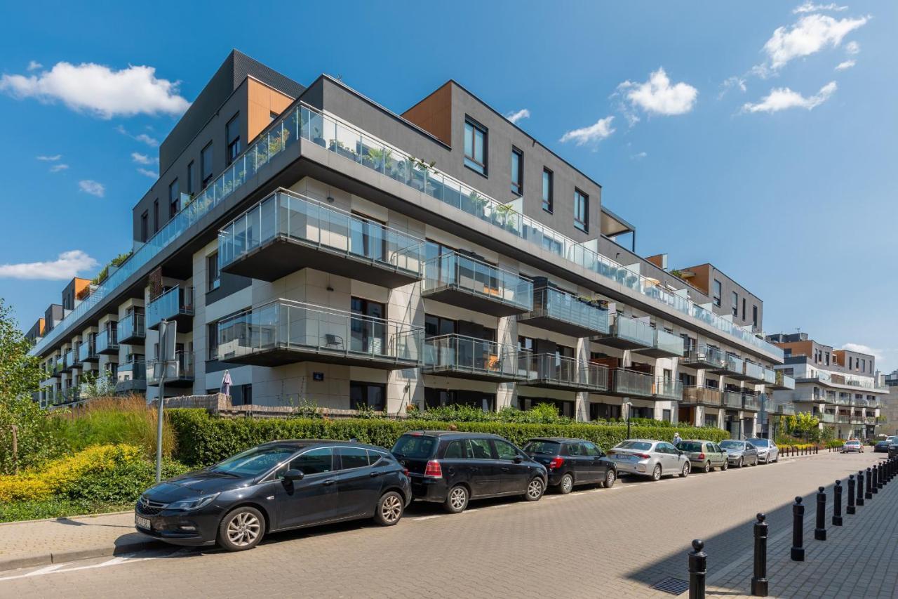 Apartamento Sarmacka With Balcony Wilanow By Renters Varsóvia