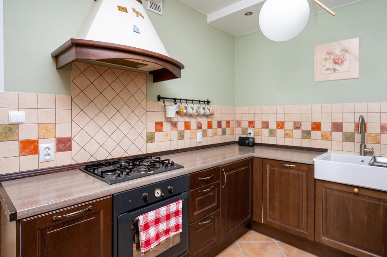 Mieszkanie Albatros 2 Sypialnie, Salon, Kuchnia, Lazienka Apartament Warszawa