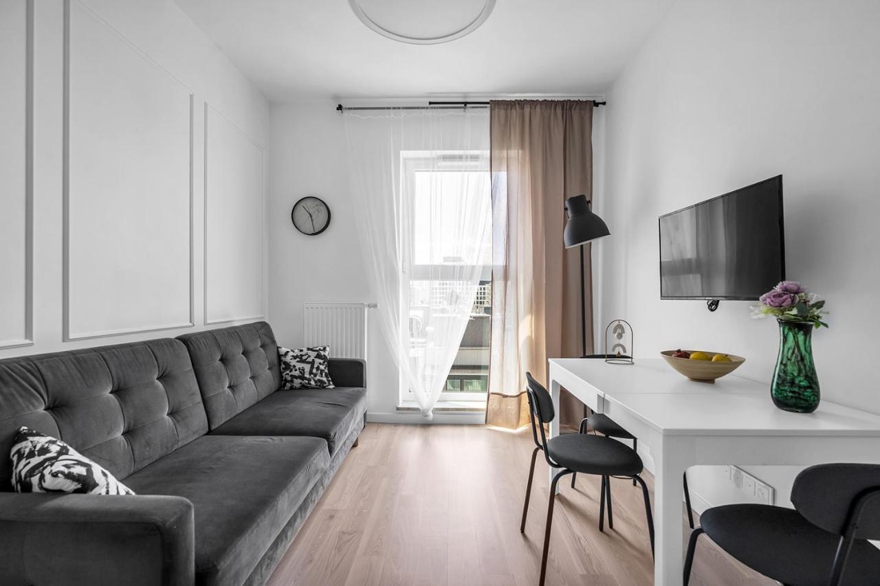 Rondo Daszynskiego N1 - Parking, 8th Floor, View, Subway - By Rentujemy * Warsaw