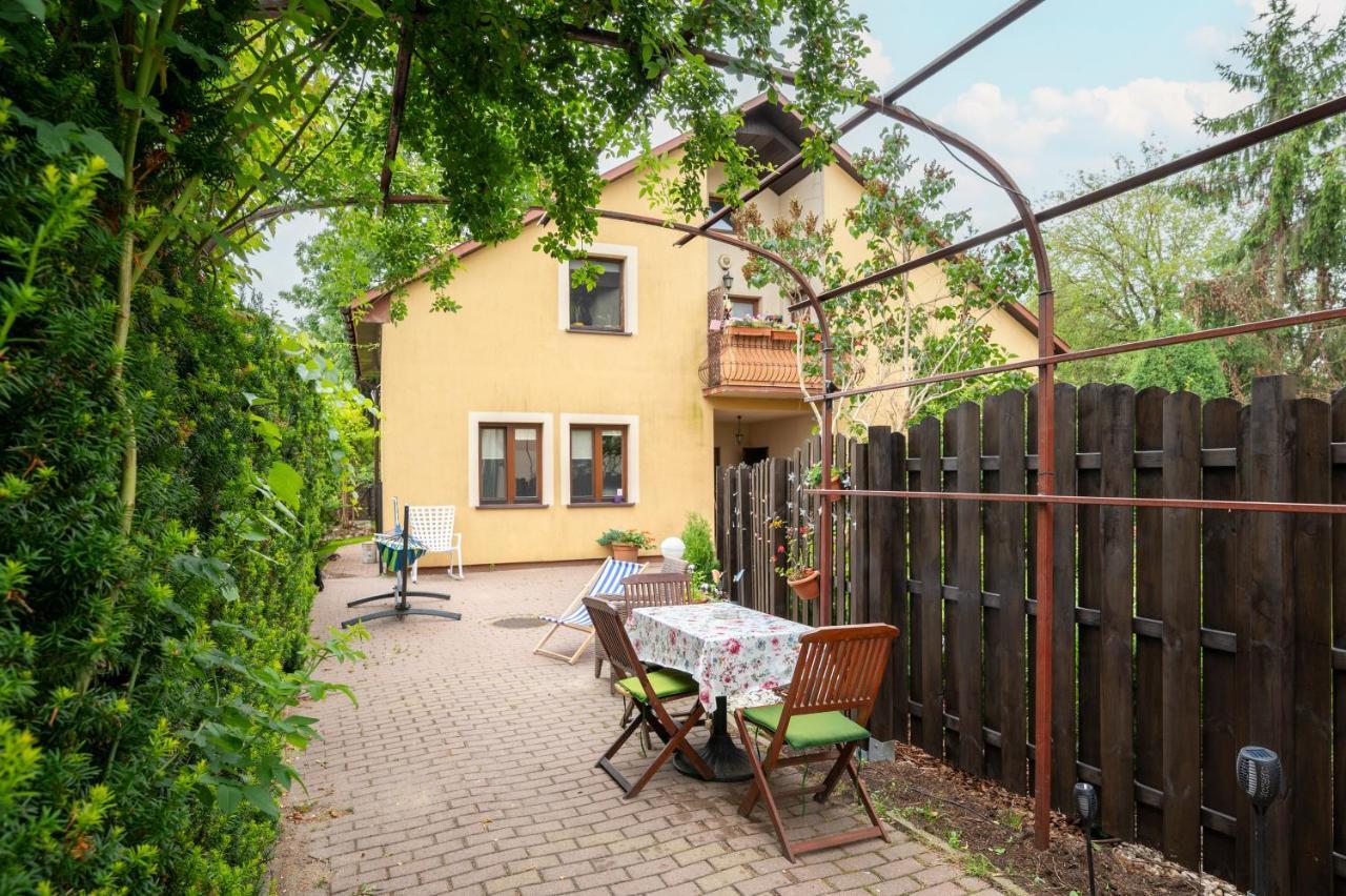 Mieszkanie Albatros 2 Sypialnie, Salon, Kuchnia, Lazienka Apartament Warszawa
