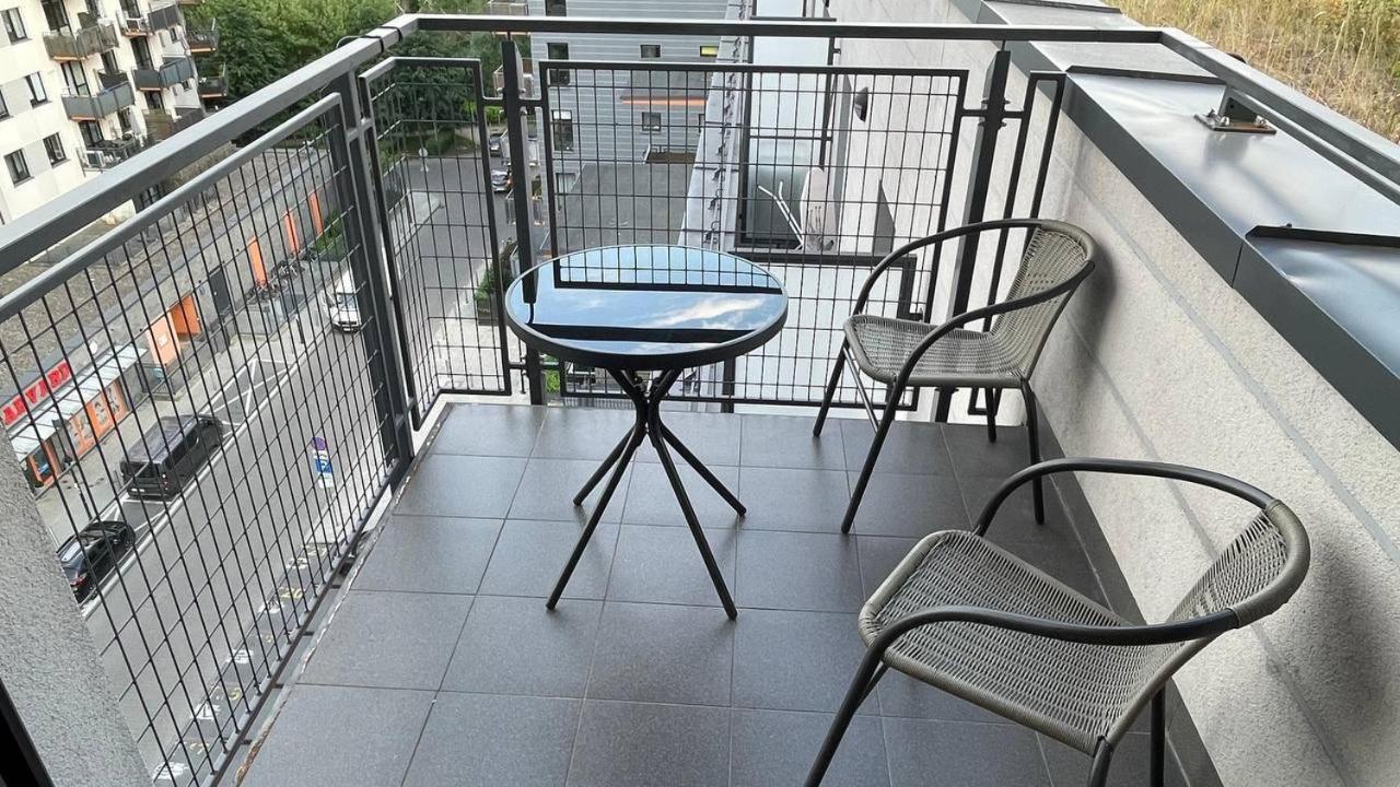 Sun On Wola Apartment Warsaw