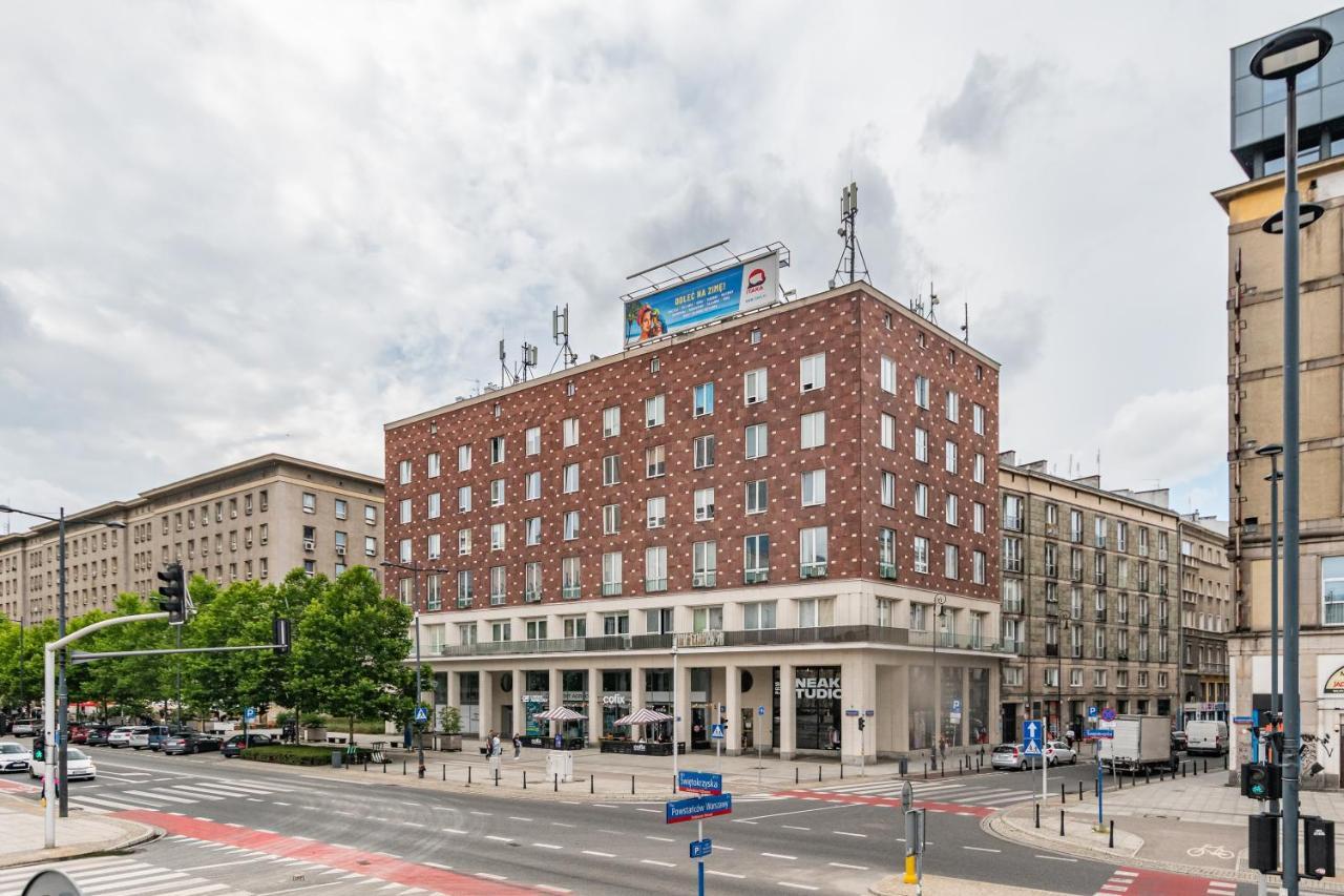 Swietokrzyska 16