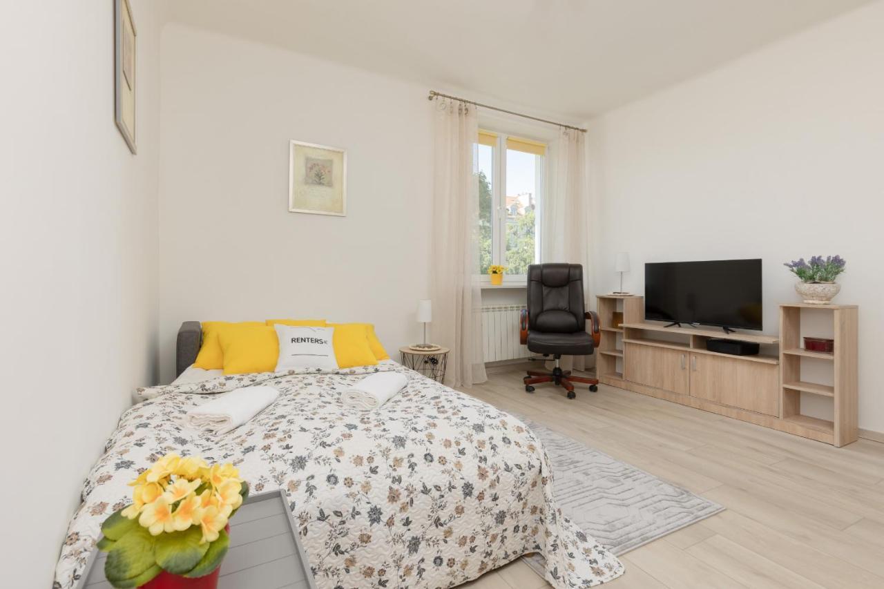 Raclawicka Cozy By Renters Apartment Warsaw