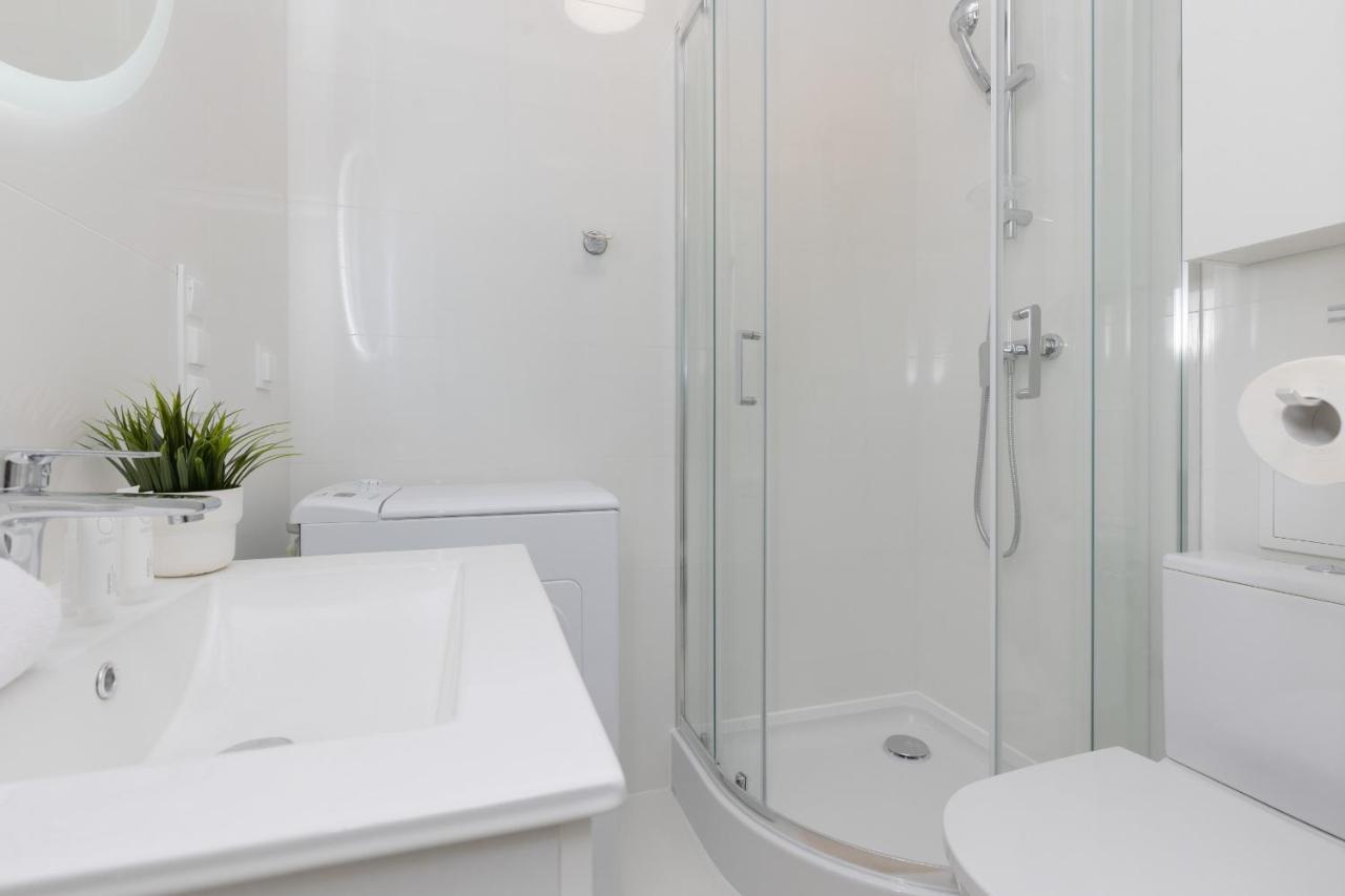 Raclawicka Cozy By Renters Warsaw