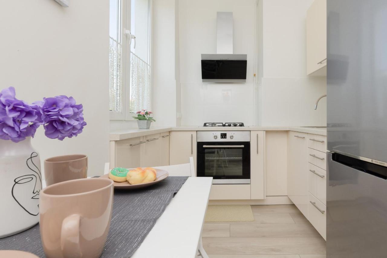 Raclawicka Cozy By Renters Warsaw