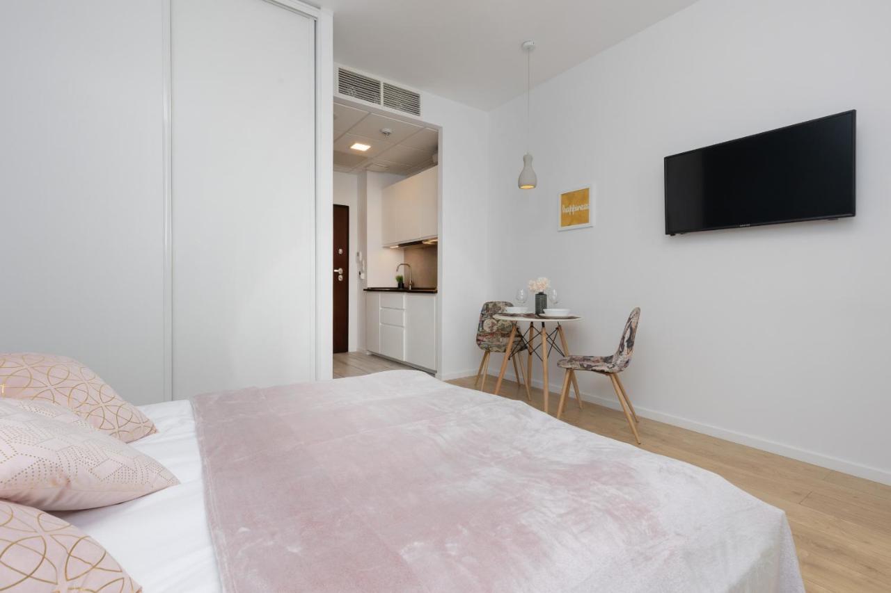 Studio Kasprzaka By Renters Apartamento Varsóvia
