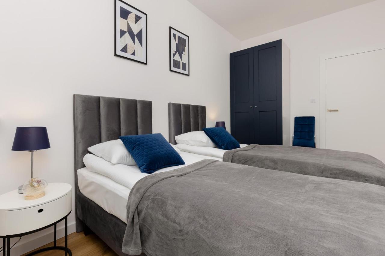 Avenue Solidarnosci On Wola By Renters *