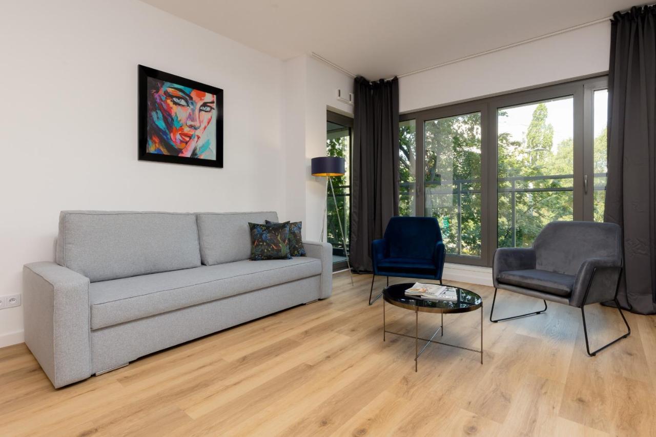 Apartament Avenue Solidarnosci On Wola By Renters *