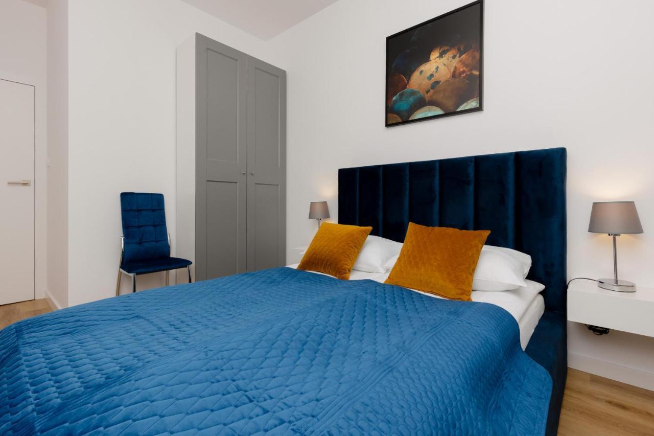 Apartament Avenue Solidarnosci On Wola By Renters