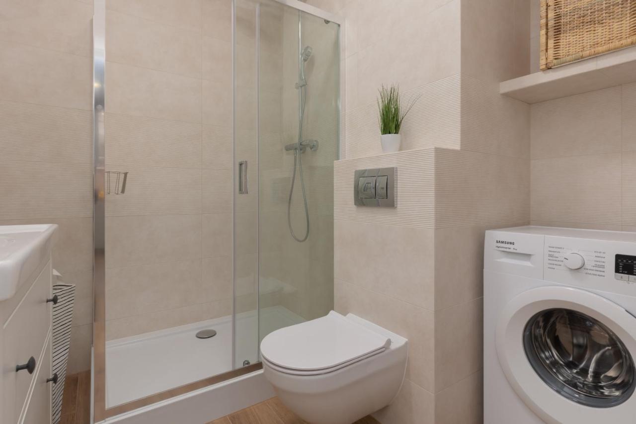 Cozy & Bright Zupnicza By Renters * Warsaw