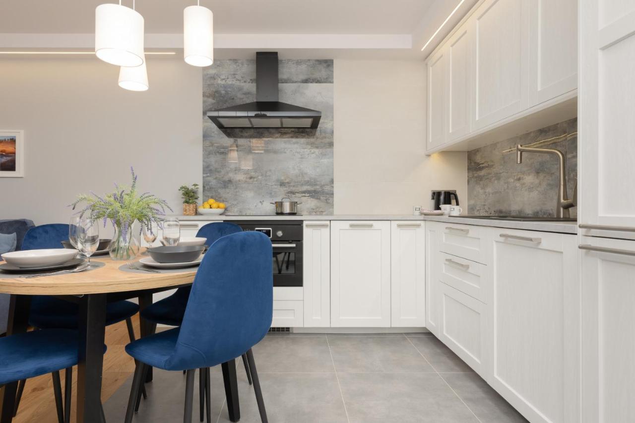 Centre Srebrna By Renters Apartment