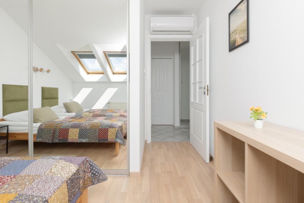 Apartment Family With 3 Bedrooms & Ac Near Metro Stoklosy By Renters Warsaw
