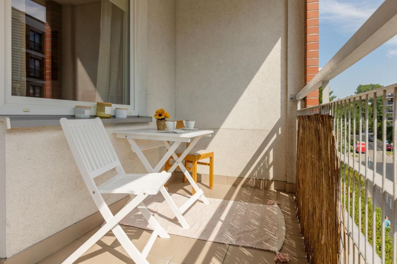 Apartment Fort Bema With Parking By Renters Warsaw