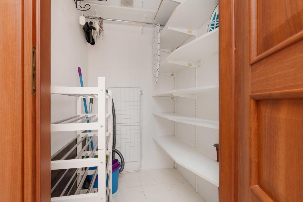 Fort Bema With Parking By Renters Apartment Warsaw