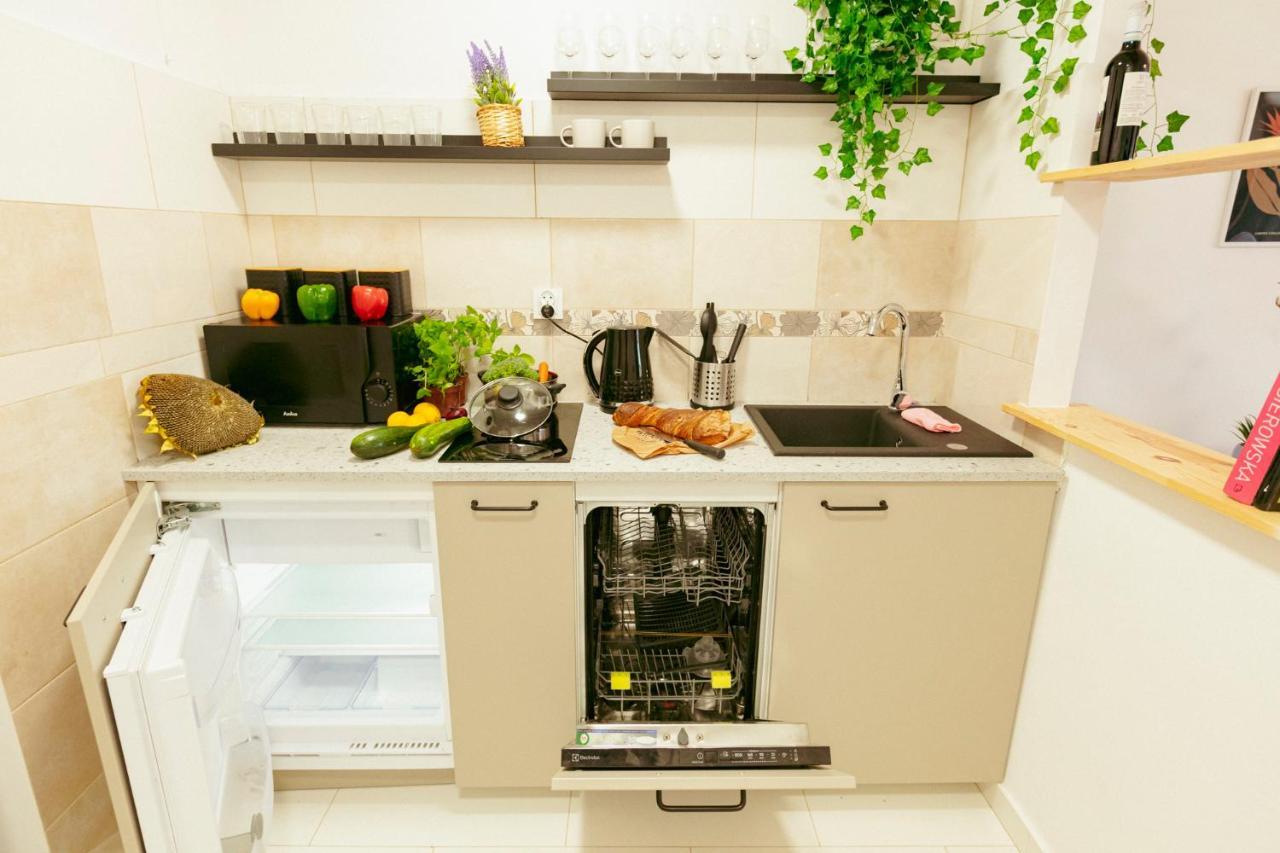 Apartment Chmielna Apartment: With Smart Tv And Wi-fi *