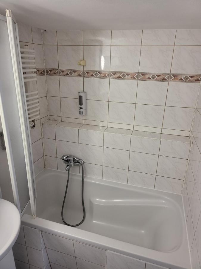 Rooms4rest Cisowa - Private For Tourists - Atr Consulting Sp, Z O,o,