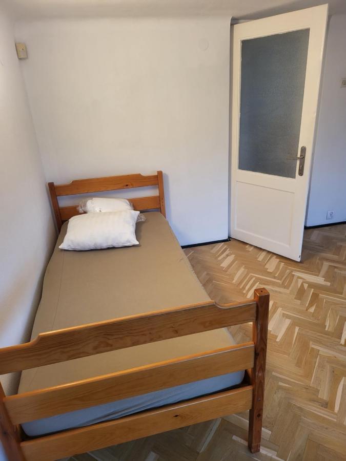 Rooms4rest Cisowa - Private For Tourists - Atr Consulting Sp, Z O,o, Warsaw