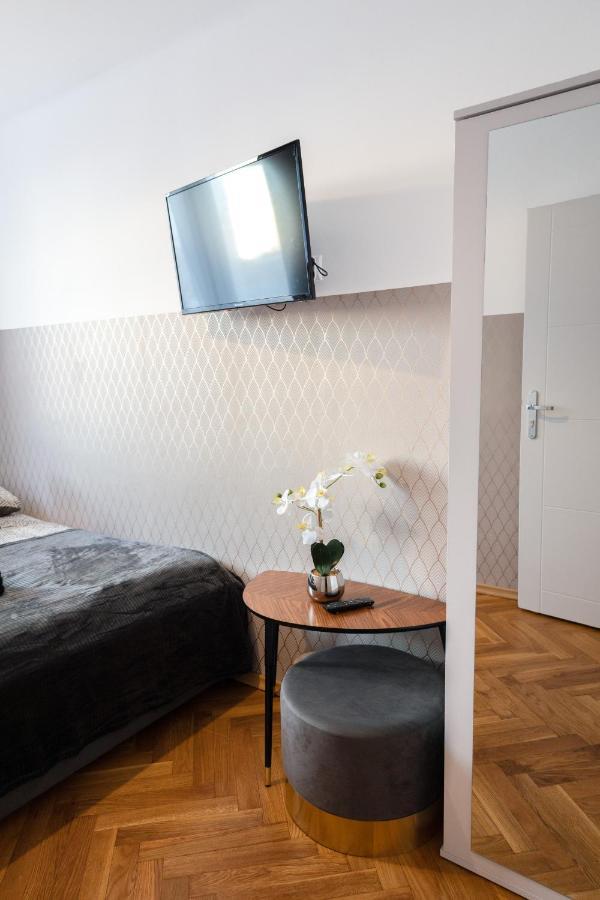 Clicktheflat Pereca Centre Hostel *