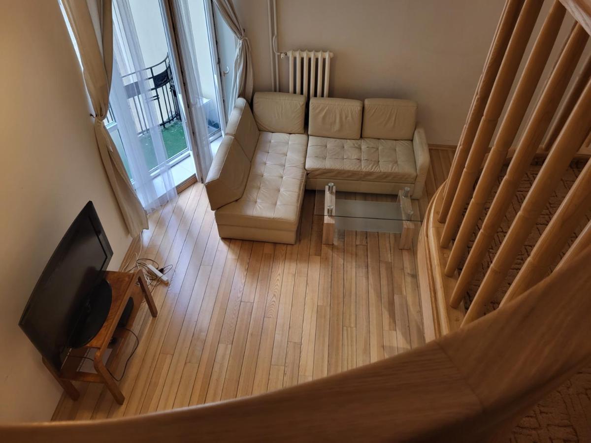 Dwupoziomowy Hoza Apartment *