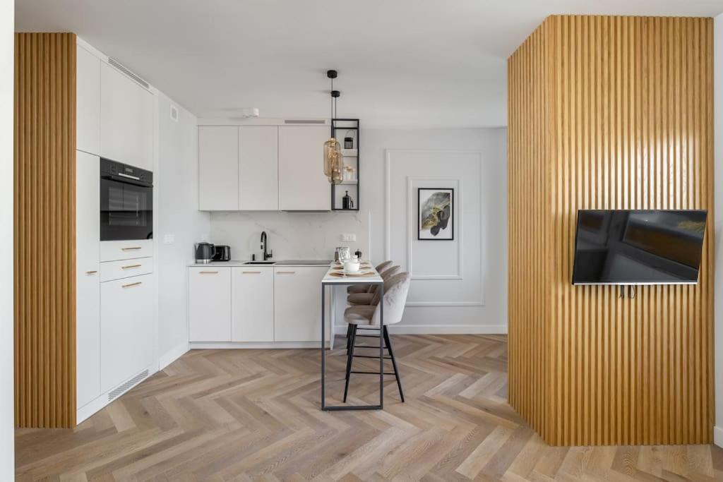Apartment Ecru Luxurious Center Near Old Town Wwa10