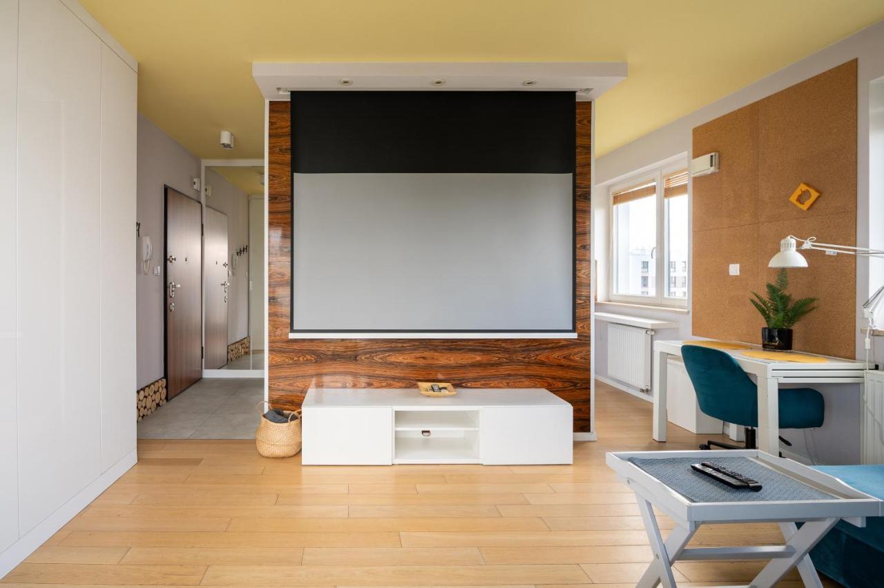 Wola Jana Kazimierza Studio Apartment