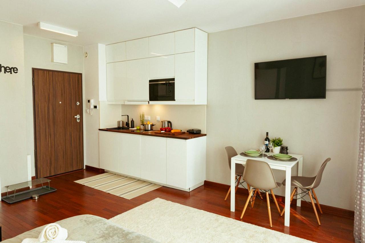 Pawia 51 - Piekny Wiok Na Centrum Warszawy - Duzy Balkon - Smart Tv 55 Cali Wifi - Good Apartment