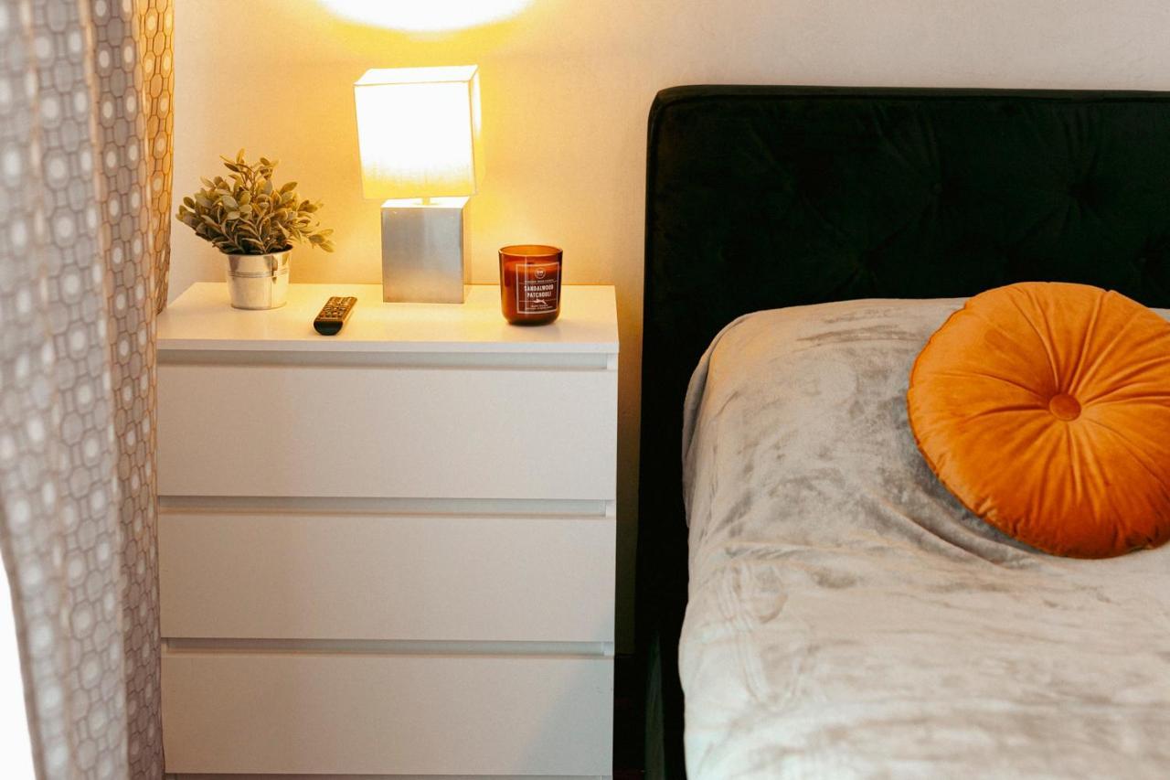 Pawia 51 - Piekny Wiok Na Centrum Warszawy - Duzy Balkon - Smart Tv 55 Cali Wifi - Good Apartment