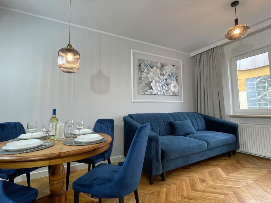Superior Jerozolimskie. 2 On The 7th Floor Apartment Warsaw