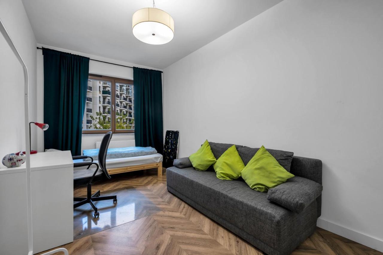 Business District - Parking, Balcony By Rentujemy Apartment