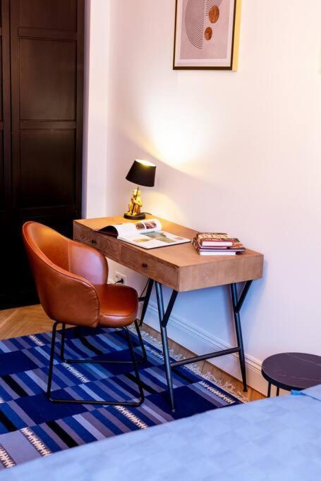 Modern, Elegant In The Heart Of Warsaw. Căn hộ