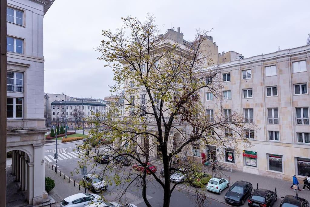 Modern, Elegant In The Heart Of Warsaw. Căn hộ *