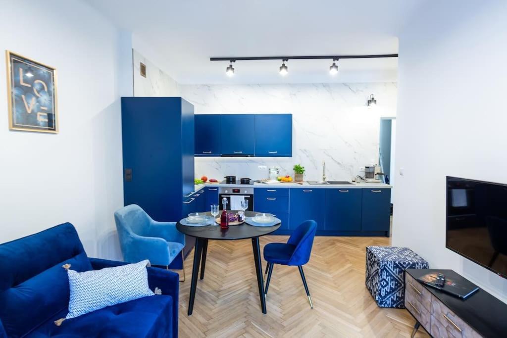 Modern, Elegant In The Heart Of Warsaw. Warsaw