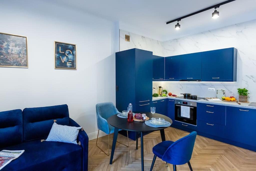 Modern, Elegant In The Heart Of Warsaw. * Warsaw