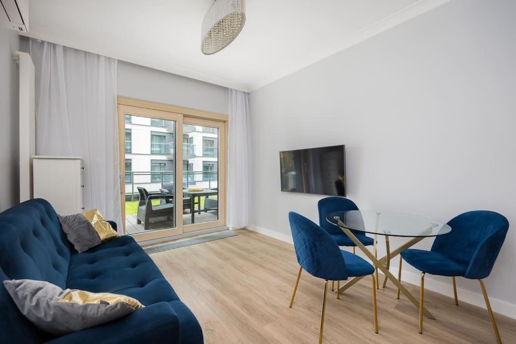 Mennica With Garden Tarrace Apartment Warschau