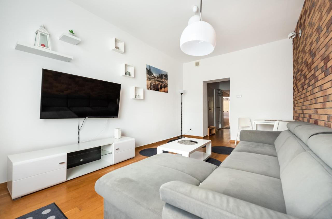 Chmielna Centre Apartment *