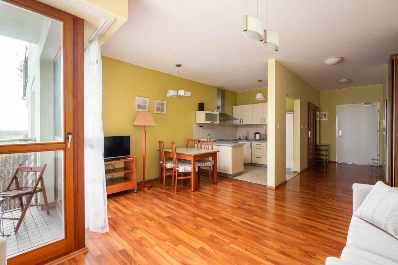Apartment Aleja Wyscigowa Comfort *