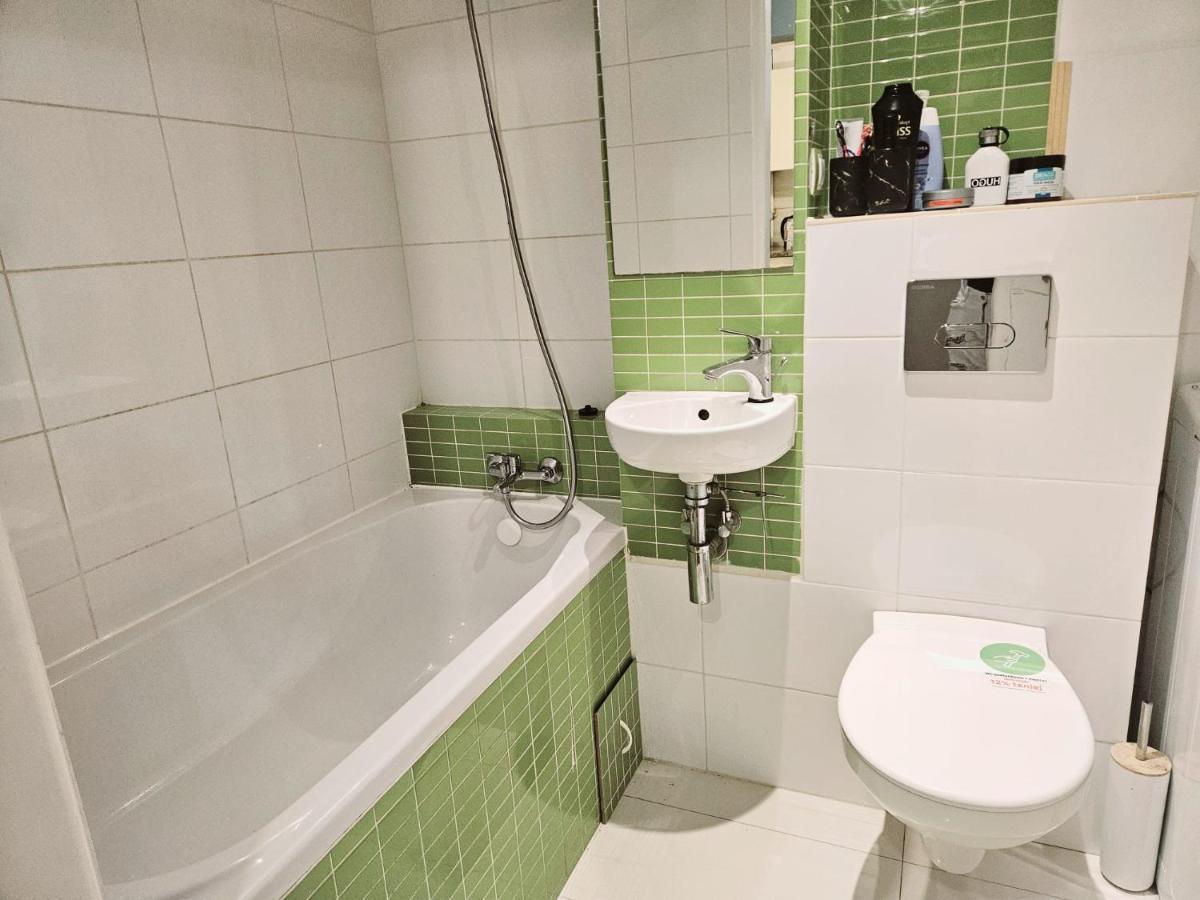 Apartament Zielna By Domin Apartment Warsaw